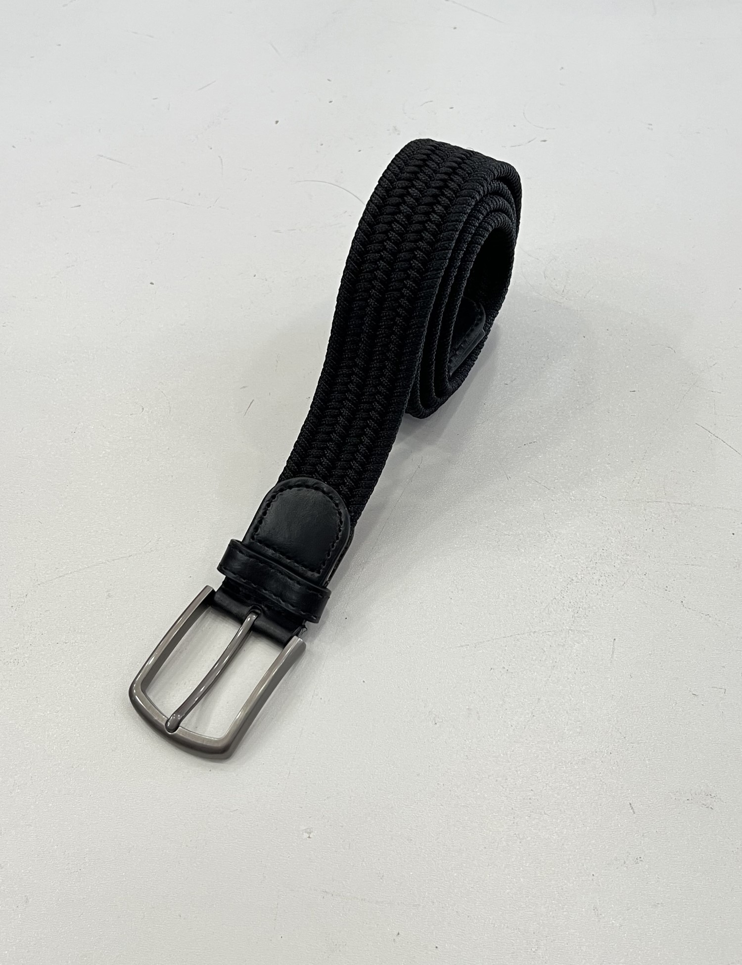 Ανδρική μαύρη ελαστική πλεκτή ζώνη 250454 φωτογραφία